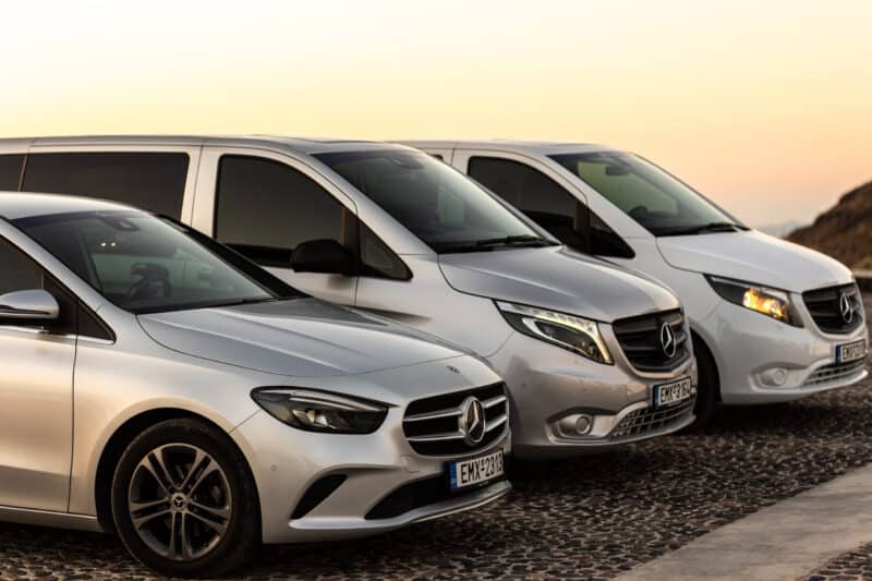 Taxis and Shuttles in Santorini: How to Find the Right One